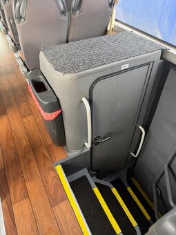 MAN Lions Coach L - 6