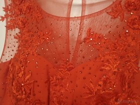 Šifonové plesové šaty červené splývavé - 6