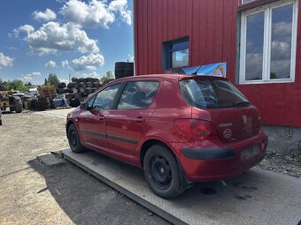 Peugeot 307 Hatchback, 1.6 benzín 16V, NFU: na nahradní díly - 6