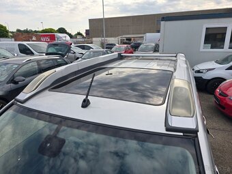 Nissan X-Trail 2,5i LE 4X4 Aut. benzín 124kw - 6