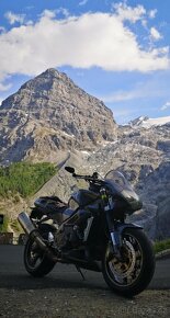 Aprilia Tuono 1000 - 6