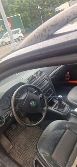 Škoda octavia 2 2.0 tdi - 6