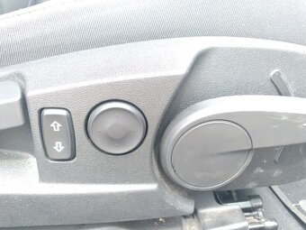 OPEL INSIGNIA 2.0 CDTI 125kW, ČR,SERVISKA,NAVI - 6
