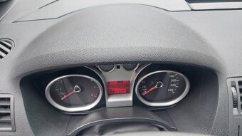 Prodám Ford C-MAX, 1,6, 74 kW, benzín - 6