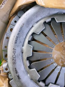 Nová spojková sada Valeo 821384 - 6