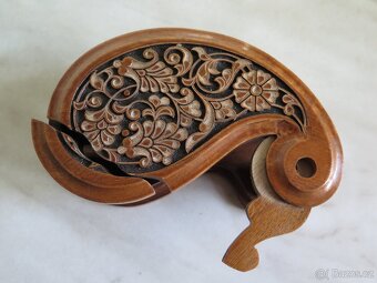 Šperkovnice , skříňka , tajná schránka - řezba dřevo - 6