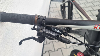 CUBE ACID 29, vzduchová vidlice, Shimano XT, Rám 19 - 6