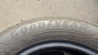 Zimní pneu 215/60/16 Good Year - 6