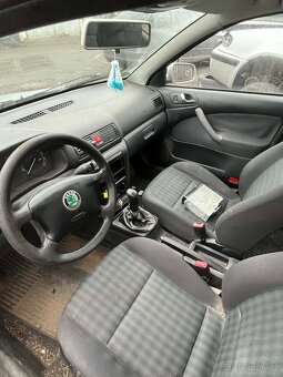 Škoda Octavie 1.6i 75kw - 6