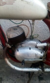 Jawa ČZ 150 typ 352. - 6