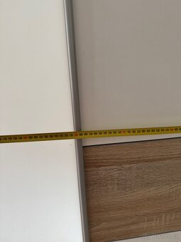Šatní skříň - 6