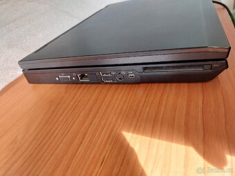 Dell Latitude E5400 - 6