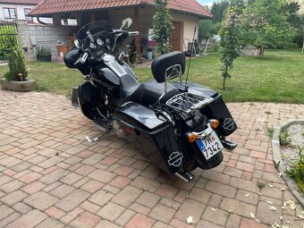 HARLEY-DAVIDSON FLHX Street glid - 6