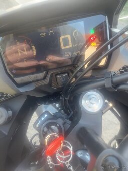 Honda CB500X - 6