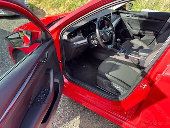 ŠKODA OCTAVIA IV combi 2.0 TDI, 1. majitel, servis jen Škoda - 6