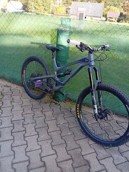 Dobrý den prodám enduro kolo yt capra AL comp 2019 - 6