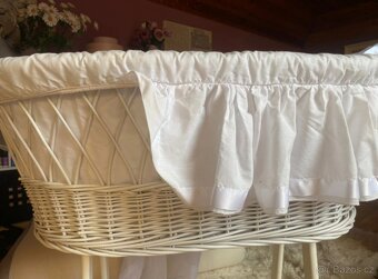 Proutěná postýlka - košík na spaní - 6