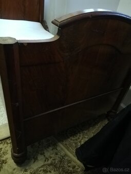 Dřevěná postel - 6