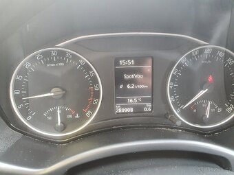 Škoda Octavia 2 combi 1.6TDI 77 kw elegance - 6