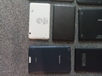 10kusu tabletu na opravu nebo na ND - 6