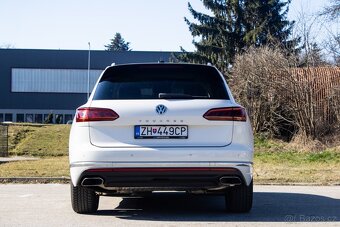 Volkswagen Touareg 3.0 V6 TDI SCR 286k Elegance 4Motion Tipt - 6