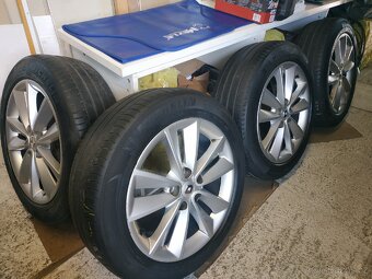 ALU kola Renault Megane 5x114,3 r17 Originál,pneu 6mm 205/55 - 6