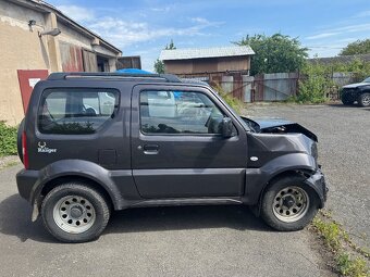 Prodám suzuki jimny 1,3 benz 4x4 rv 16 - 6