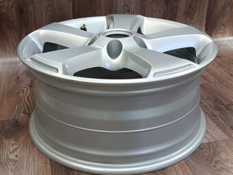 5x120 Volkswagen Transporter / Multivan 7,5Jx17 ET55 alu - 6
