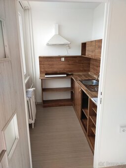 Pronájem bytu 1+1, 32m2, Hradec Králové - 6