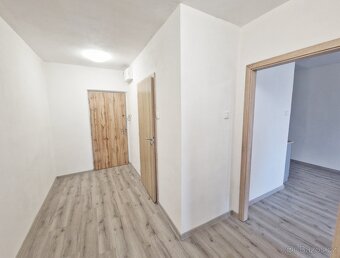 Byt 2+kk/Balkon,ul.ALESKA,BILINA - 6