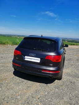 Audi Q7 V8 4,2 - 6