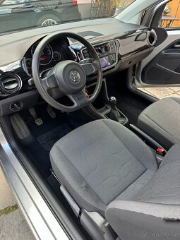 Volkswagen Up 1.0 CNG + Benzín - 6