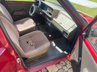 Škoda favorit - 6