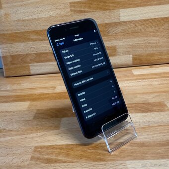 iPhone SE 2020 64GB, černý (12 měsíců záruka) - 6