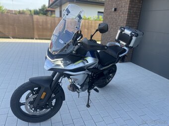 CF MOTO 800 MT - 6