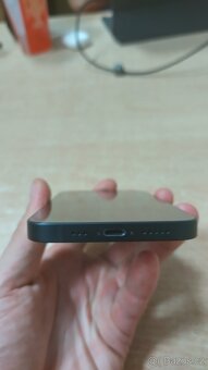 Apple iPhone 14 256GB Black, skvělý stav,bat90%,zár.12mes - 6