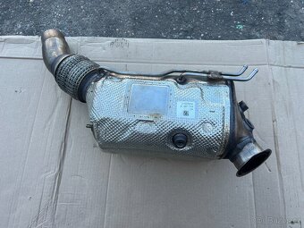 BMW 5er G30/G31 520D DPF filtr 8587749 - 6