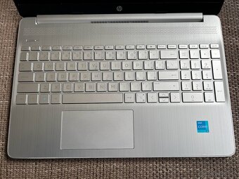 HP 15s-fq2902nc Natural Silver - 6