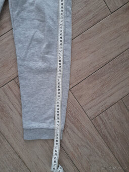 Dětské tepláky vel. 134/140, zn. Kids - 6