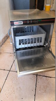 Gastro myčka RedFox QQI37, spádová, koše 35x35 cm - 6