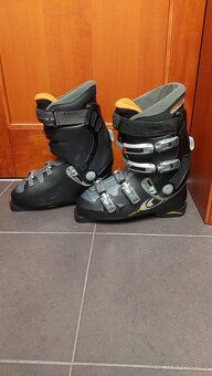 Lyžáky Salomom přeskáče - 6