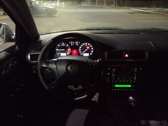 Škoda Superb 2.0 TDI 103kW - 6