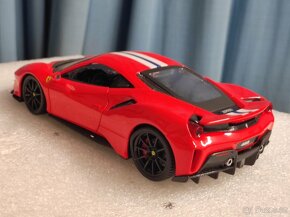 Ferrari 1:24 - 6