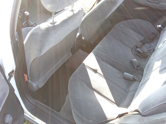 Nissan Sunny 1,6 SLX 1992 - 6