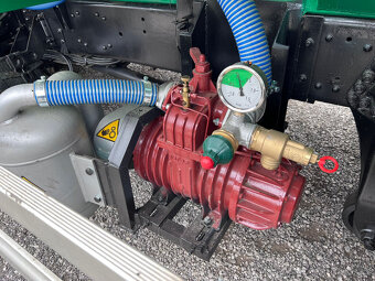 SCANIA AUTOMAT-CISTERNA 11500L+JUROP ČERPADLO - 6