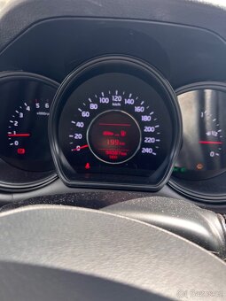 Kia Cee’d 1.6 CRDI - 6