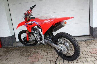 Honda CRF 250 R 2024 nová skladem - 6