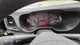 IVECO Daily 35S16 se skříňovou nástavbou MARMONT - 6