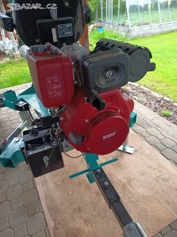 Kráčející bagr nový, diesel motor, včetně přísl. - 6