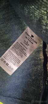 Dámský elegantní svetřík TT - 6